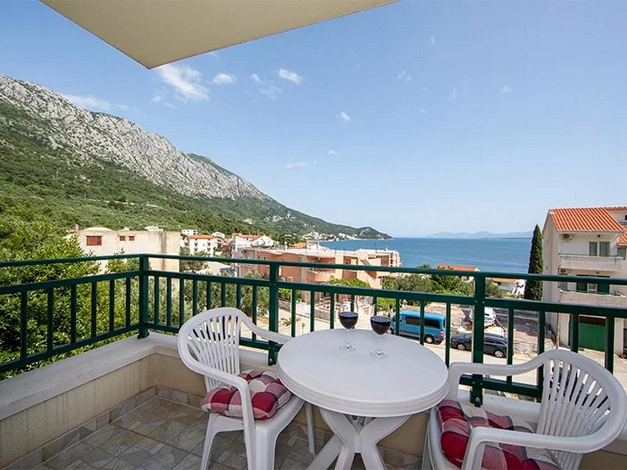Apartments By The Sea Igrane, Makarska - 17292 Bagian luar foto